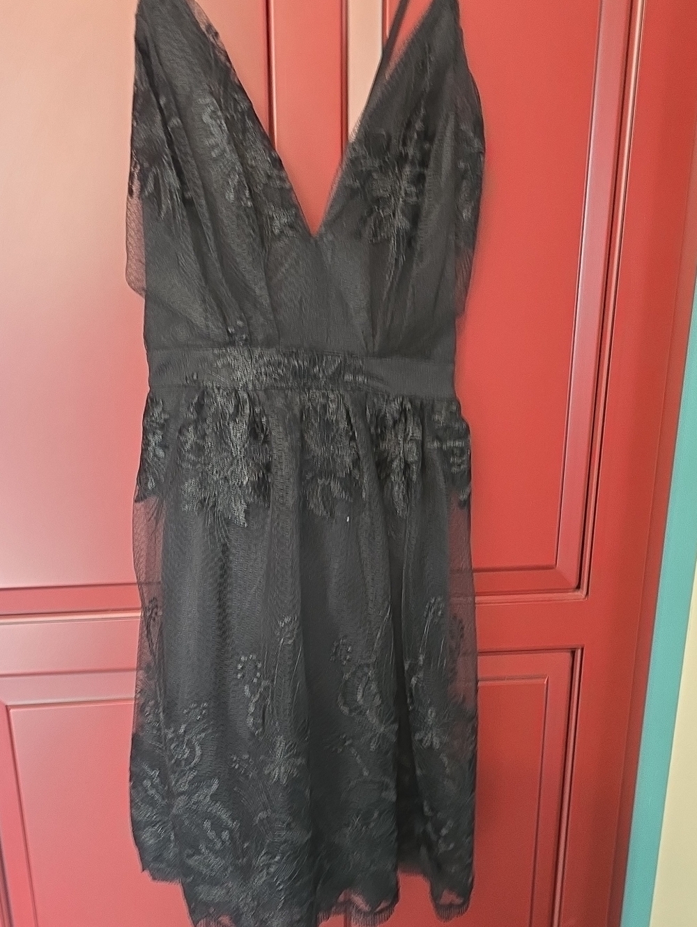 Womens' Black Lace V-Neck Party Dress